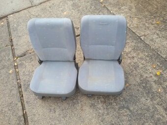 Zadni sedadla Suzuki Samurai