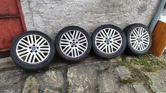 Kola Ford Mondeo 17″
