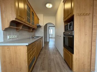 Pronájem bytu 3+1 68 m² Rožkova, Pardubice