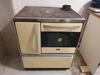 Sporák a  trouba na tuhá paliva - MBS Royal 720