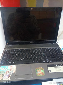 Notebooky 4x poškozené, neúplné, dohodou