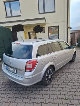 Opel astra h