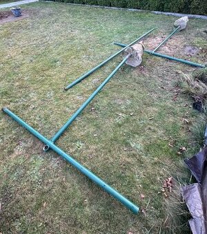 Venkovní sušák na prádlo a závěsnou houpačku