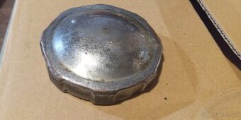 Víčko nádrže Jawa Pérák Zbrojovka, Janeček rádlované