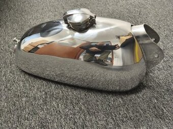 PALIVOVÁ NÁDRŽ Z HLINÍKU TRIAL 3,8L s leteckým uzávěrem