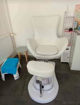 Pedikérské křeslo