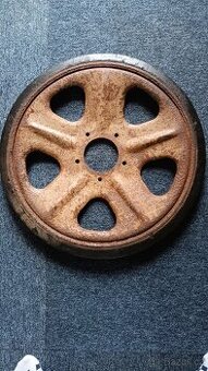 Kolo z německého polopásového vozidla sdkfz 10/250