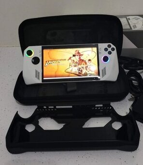 Prodám ASUS ROG Ally (AMD Z1 Extreme)