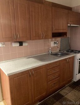 ✅ Kuchyňská linka | digestoř | pěkný stav