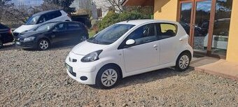 Toyota Aygo 1.0i 50kW Cool 5 dveř