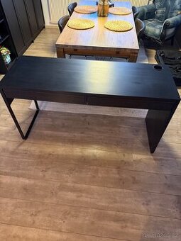 Psaci stul Ikea Micke