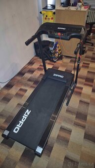 Běžecký pás Pulse 12 km/h