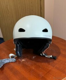 Lyžarská helma - 1