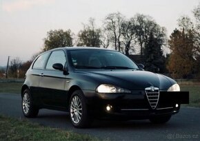 Alfa Romeo 147 benzin