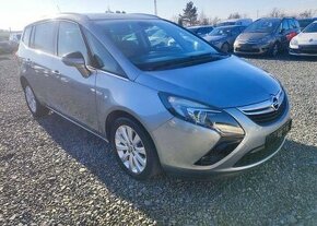Opel Zafira 1.6 CNG 7 Míst, Klima cng + benzín manuál 110 kw
