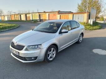 Škoda Octavia 3; benzín, 1.8 TSI, 132 KW, tažné zařízení,
