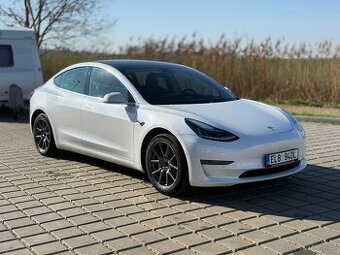 Tesla Model 3 Long Range 4x4 záruka 2027 DPH