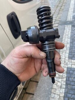 Vstřikovače 2.0tdi 103 kw