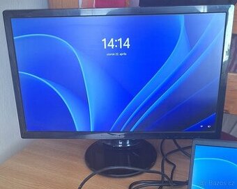 Asus monitor + vga hdmi redukce