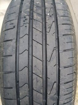 215/65/17 letní pneu Dot 24