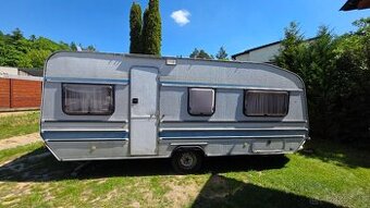 Obytný karavan LMC. Rv.87. Nová STK