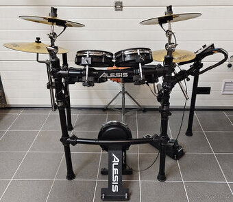 sada ALESIS DM-10