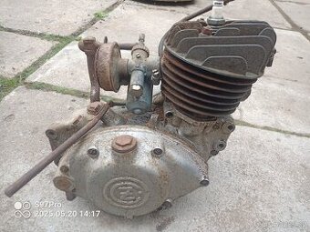 Motor čz