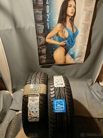 215/65R15" Semperit. Letní. 2ks.