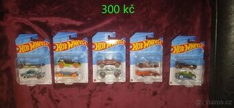Hot wheels 33 aut 17x Matchbox nebo Hot wheels 5x2 nehrané