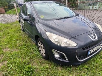 Peugeot 308 1.4 16V 72kW rok 2013
