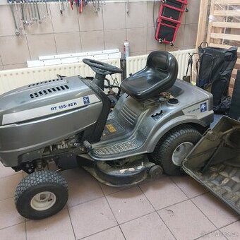Prodám zahradni traktor MTD - 1
