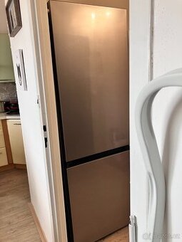 Lednice s mrazákem Samsung