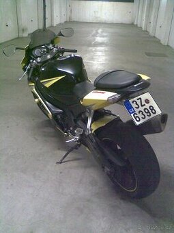 suzuki gsxr 1000 k5