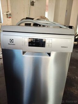 Prodám myčku nádobí Electrolux