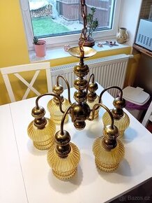 Starý mosazný lustr z 80 let