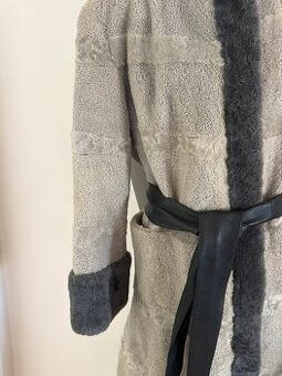 pravý kožich (stříhána ovce)