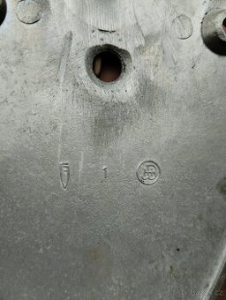 Spinacia skrinka perak