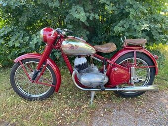 Jawa 350 pérák,typ 18,r.v. 1953 bez tp