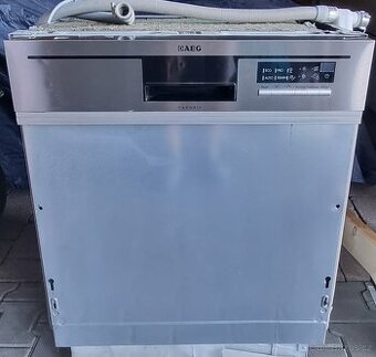 Vestavná myčka AEG Favorit