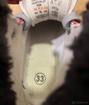 Dětské brusle vel. 33