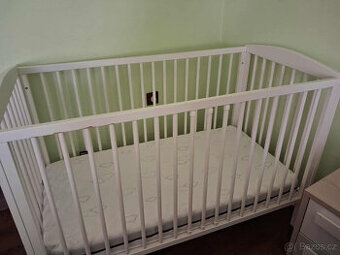 Postýlka s matrací