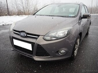 Ford Focus 1.0 KLIMA, SAT. NAVIGACE