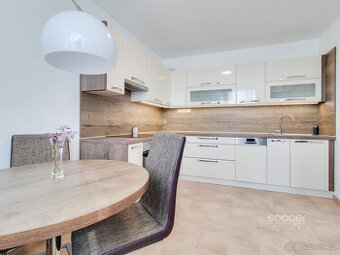 Pronájem bytu 2+1 s lodžií, celkem 60,11 m², Cíglerova, Prah