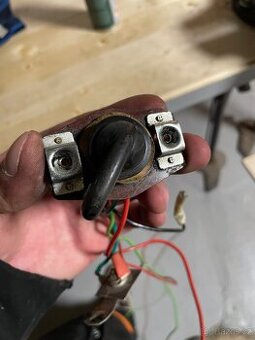 Spínačka Jawa Pionýr 05,20,21,23