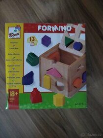 Hra. Dřevěná vkládací krabička