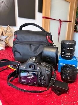 Canon EOS 2000D + 2 objektivy + blesk + brašna