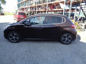 Peugeot 208 1,6hdi, 82kw,  Rozprodám na náhradní díly