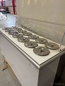 Zmrzlinová vitrína - 1