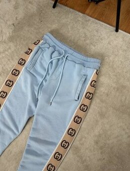 Krásné tepláky Gucci