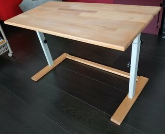 Dětský rostoucí stůl